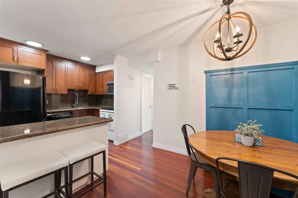 803 Varsity Estates Drive NW, #10