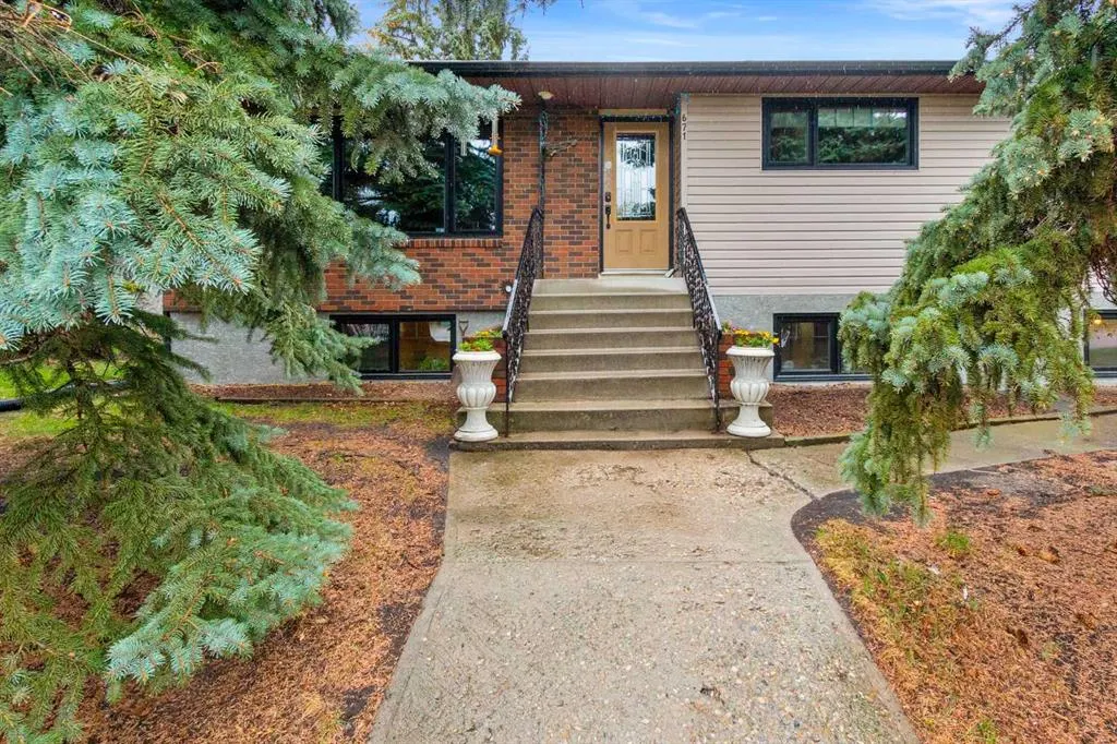 671 Wallace Drive