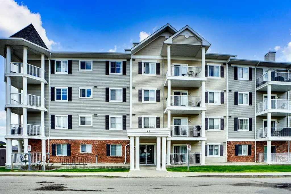 43 Country Village Lane NE, #2105