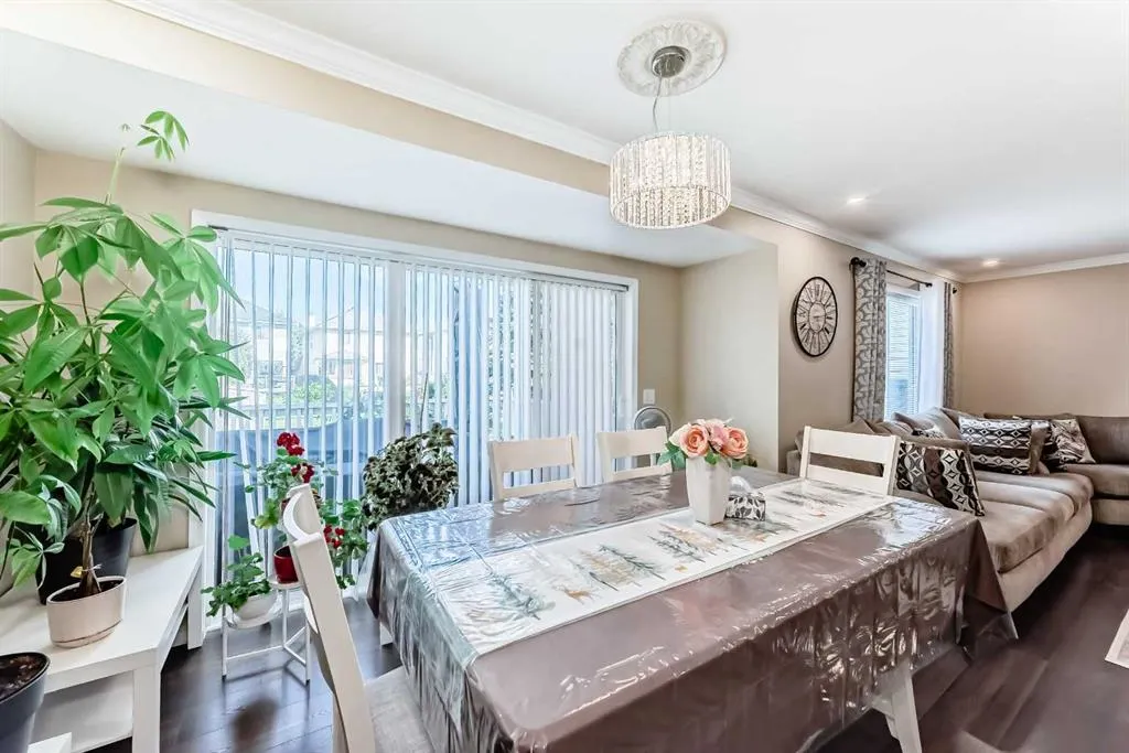 14 Cranfield Crescent SE