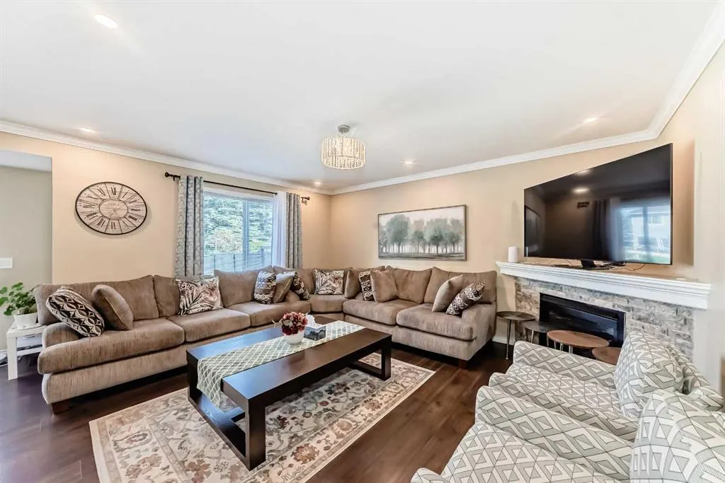14 Cranfield Crescent SE