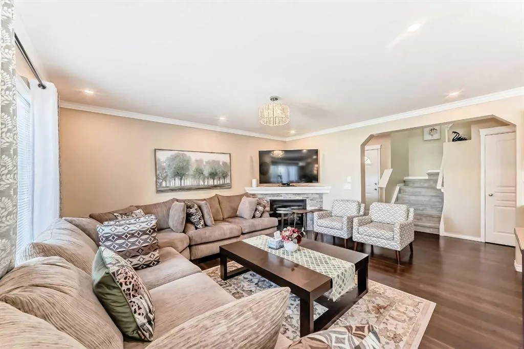 14 Cranfield Crescent SE