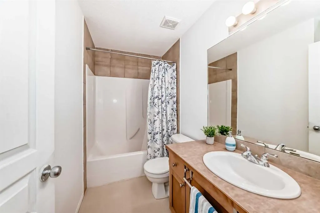 14 Cranfield Crescent SE