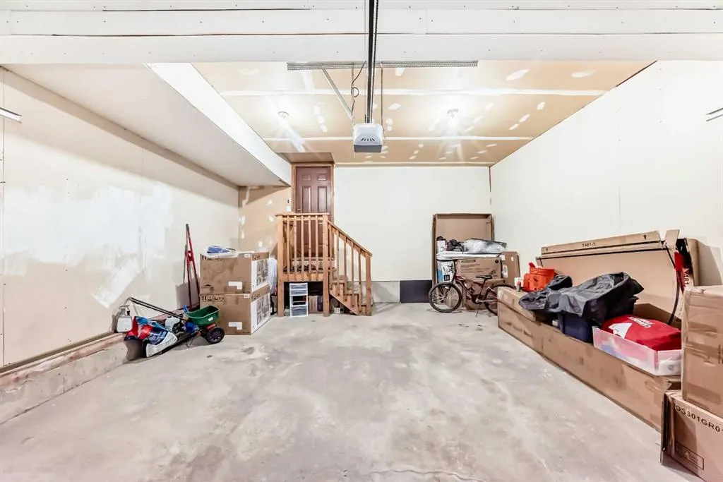 14 Cranfield Crescent SE