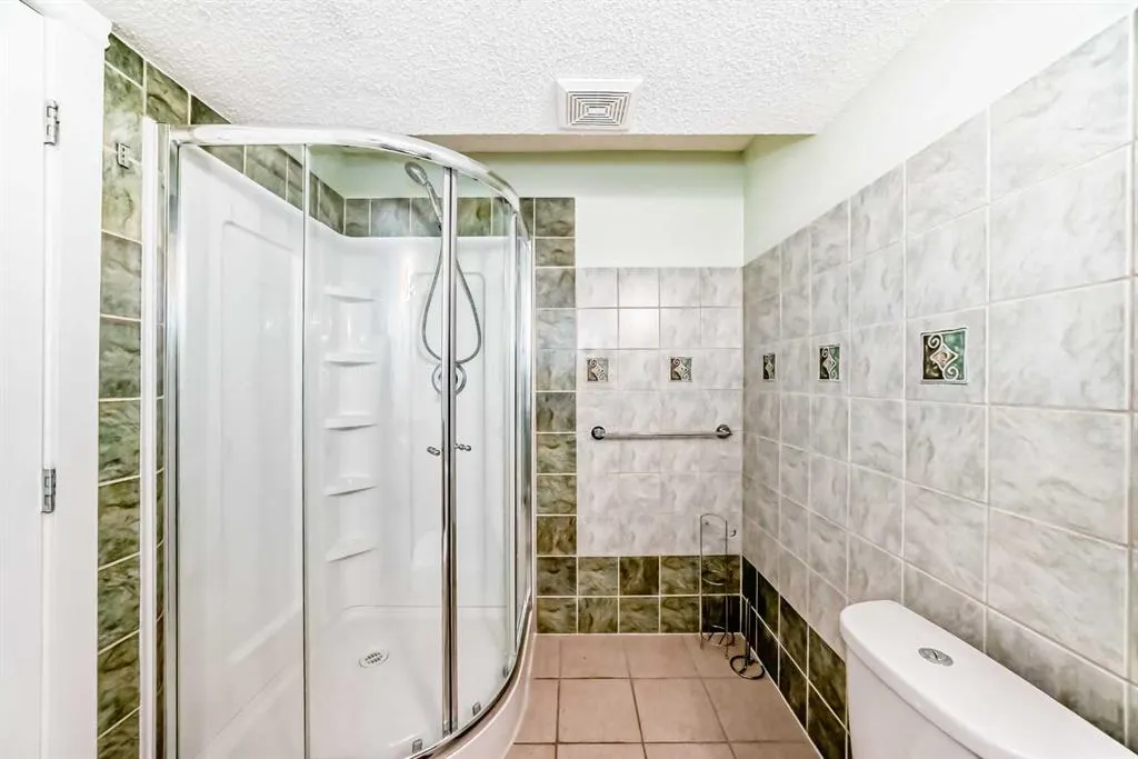 14 Cranfield Crescent SE