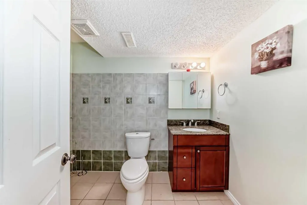 14 Cranfield Crescent SE