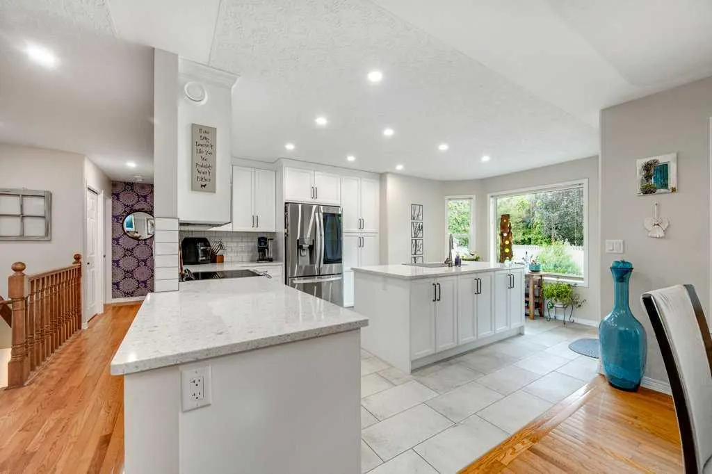 13 Dillon Close