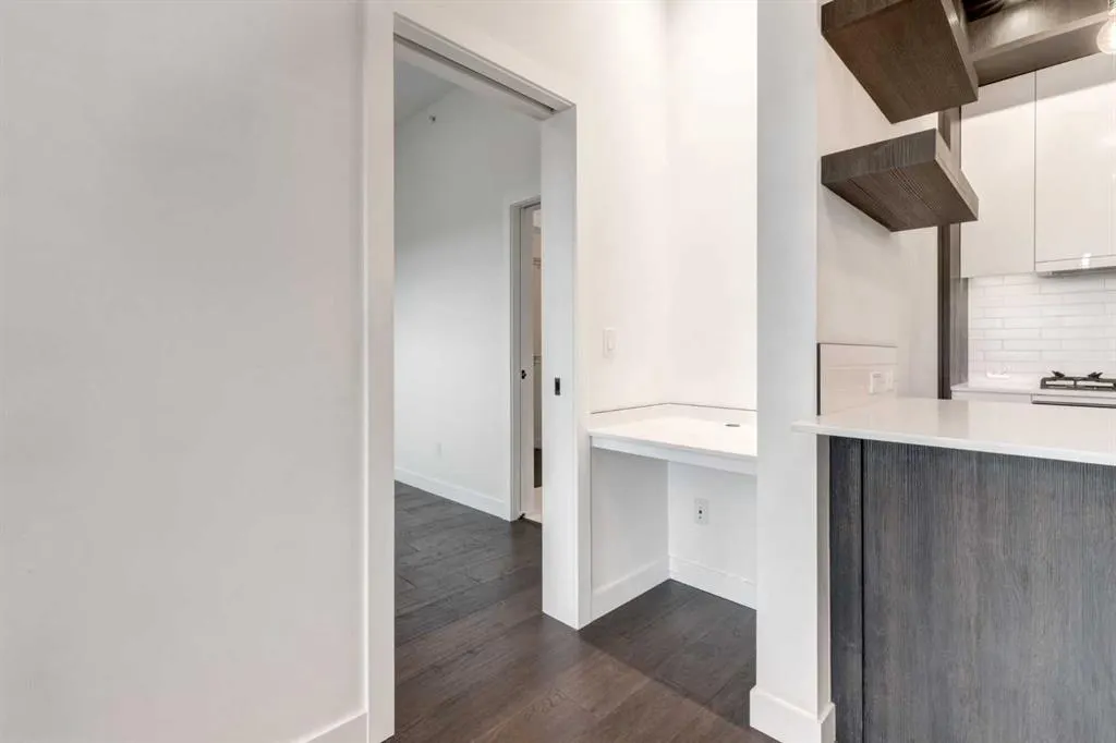 2702 17 Avenue SW, #404