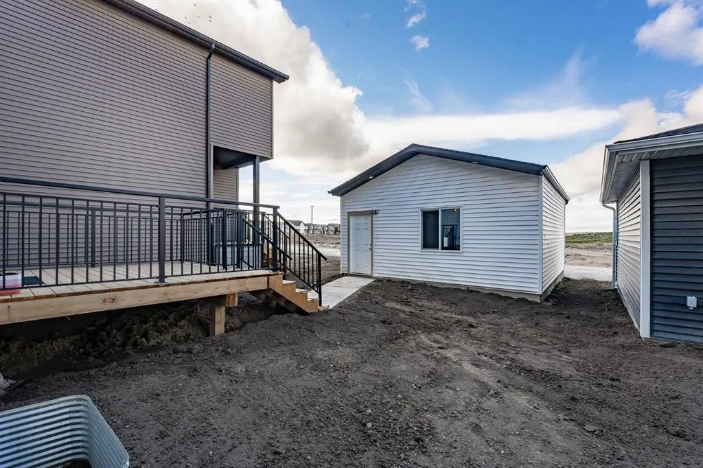 52 Lewiston Drive NE