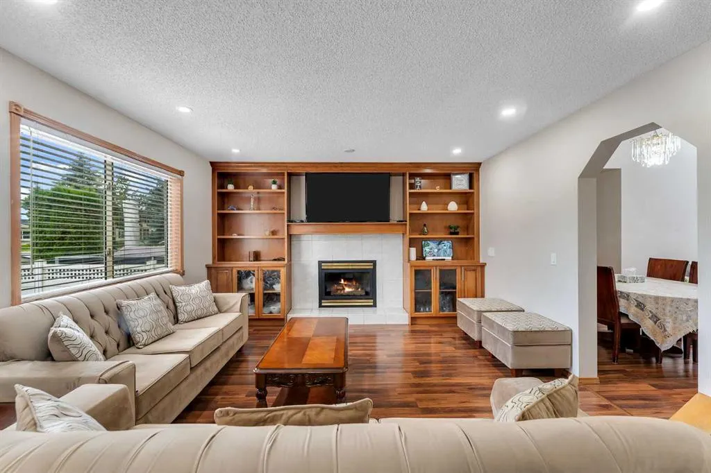 345 Coral Keys Villas NE