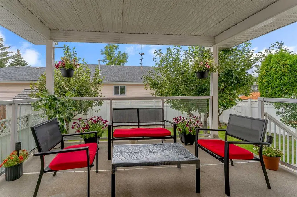 345 Coral Keys Villas NE