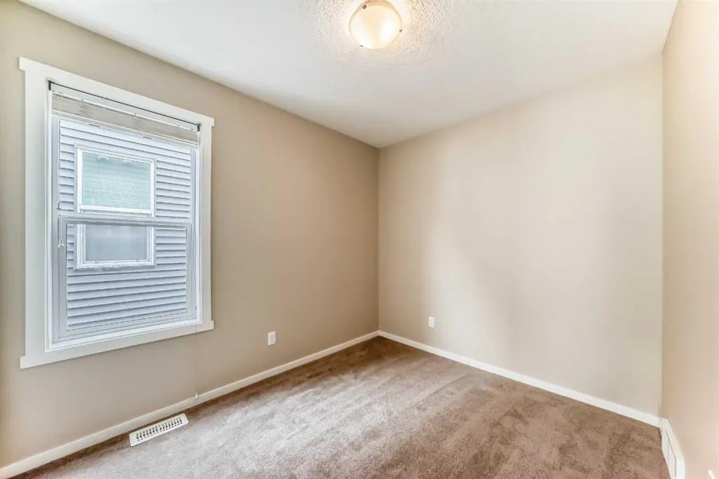 58 Legacy Boulevard SE