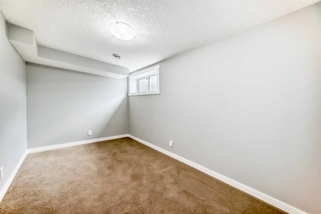 58 Legacy Boulevard SE