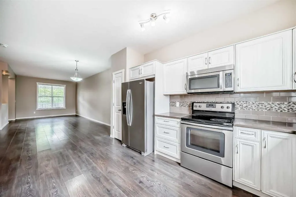 58 Legacy Boulevard SE