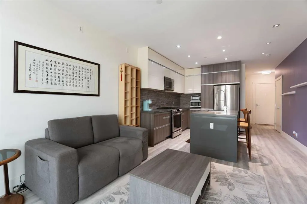 108 13 Avenue NE, #308