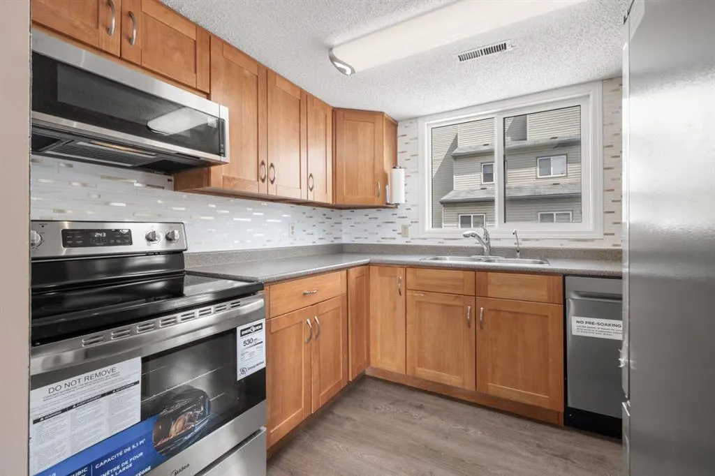1540 29 Street NW, #807