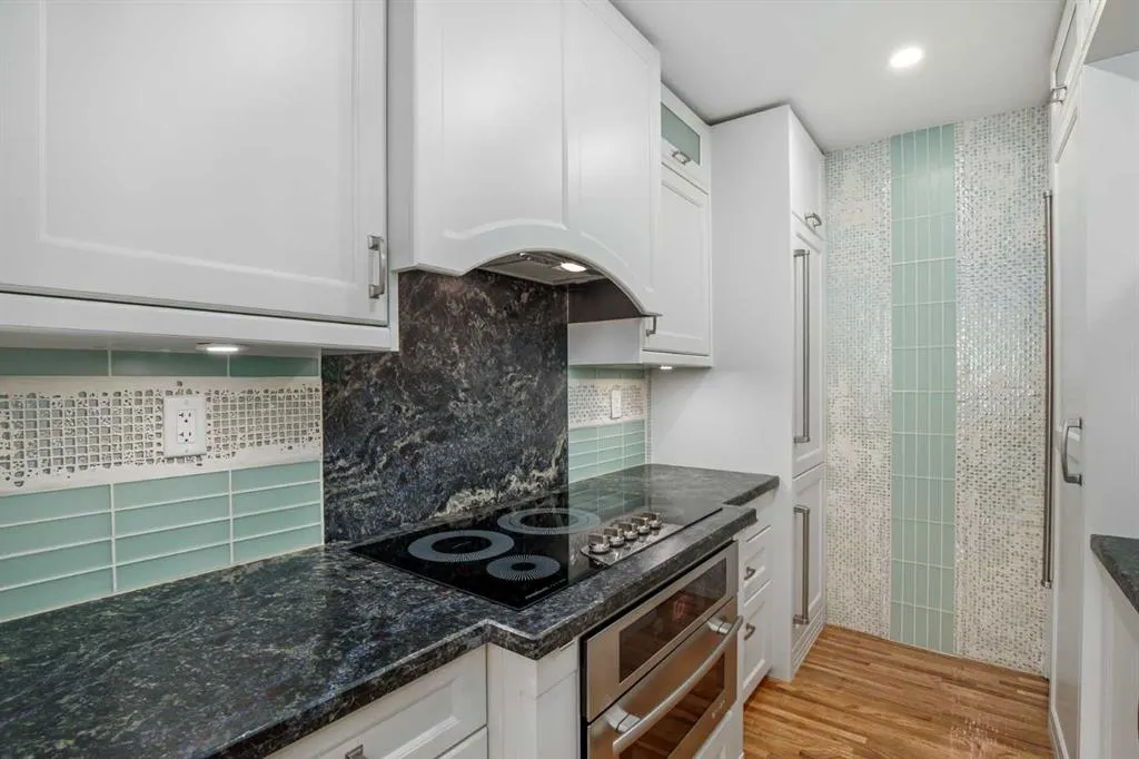 112 23 Avenue SW, #306