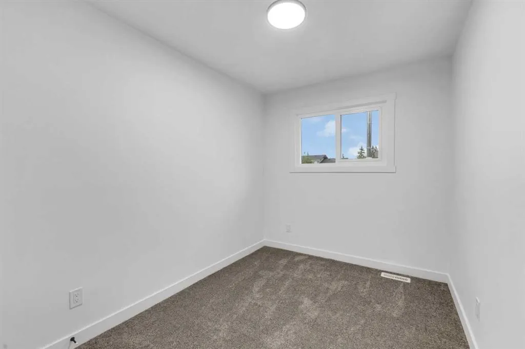 63 Bernard Place NW