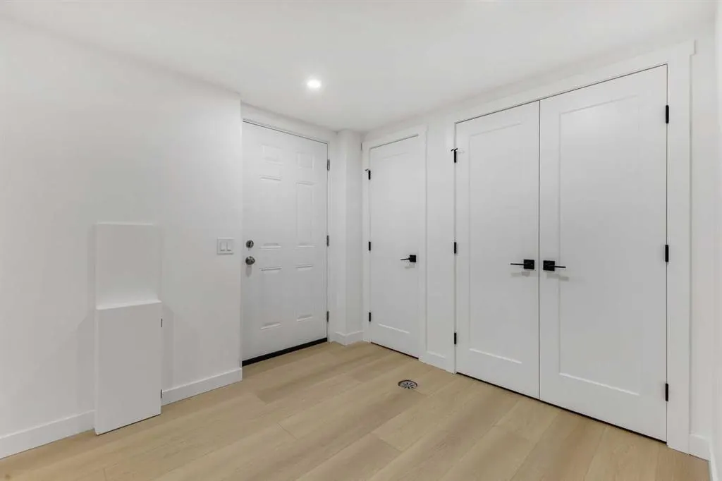 63 Bernard Place NW