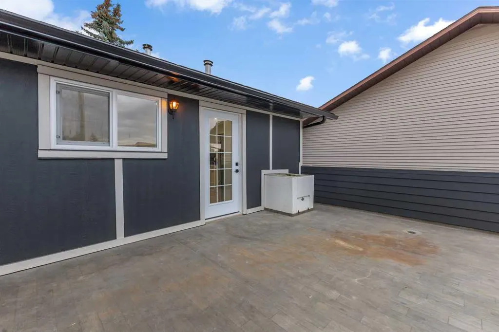 63 Bernard Place NW