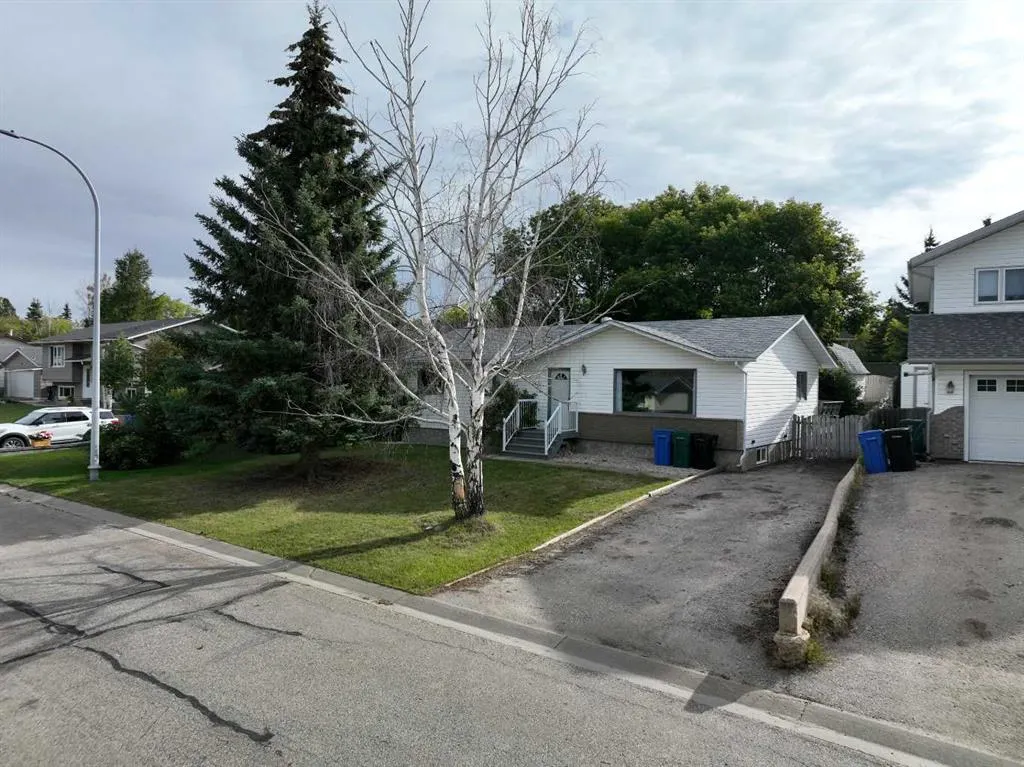 806 Almond Almond Avenue