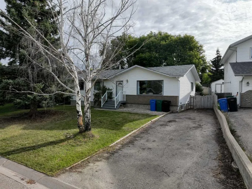 806 Almond Almond Avenue