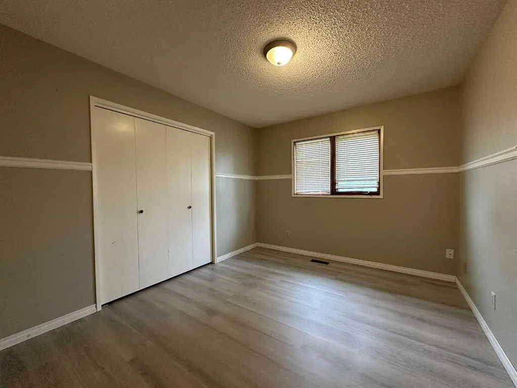806 Almond Almond Avenue