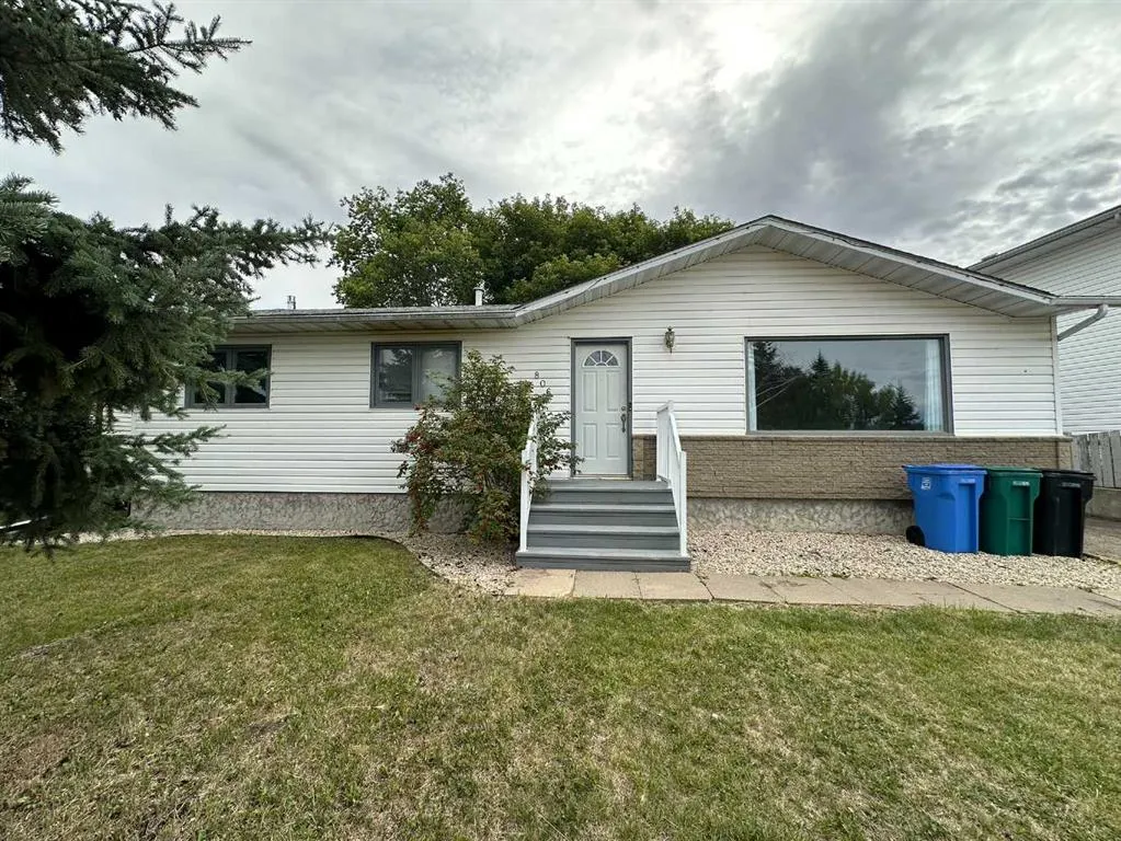 806 Almond Almond Avenue