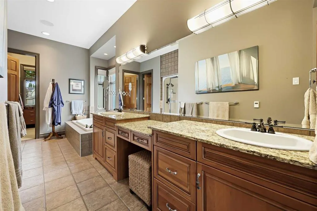 149 Mt Douglas Circle SE