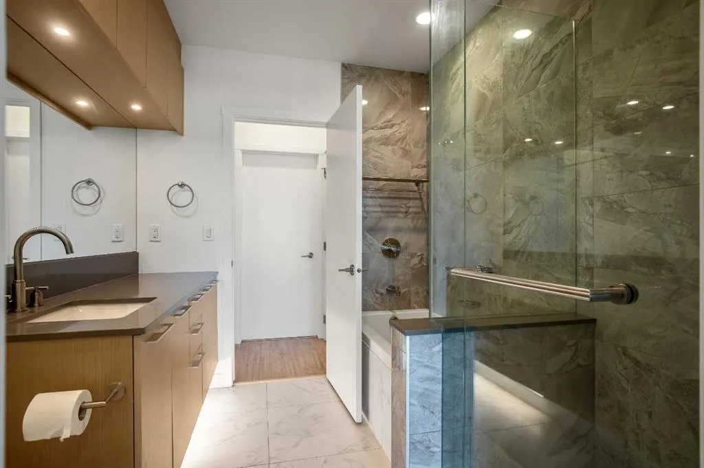 88 9 Street NE, #619