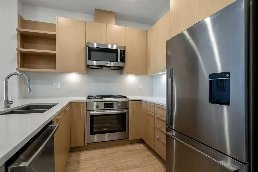 88 9 Street NE, #619
