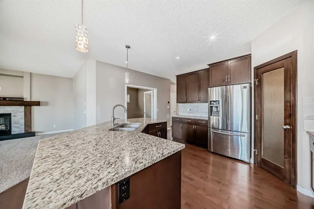 144 REUNION Grove NW