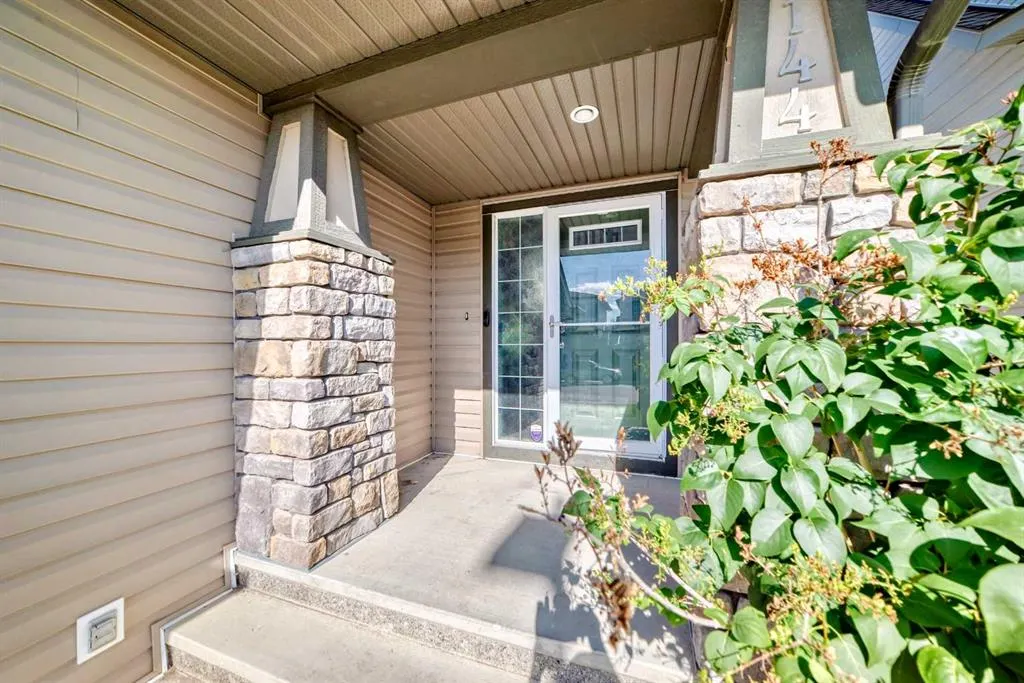 144 REUNION Grove NW