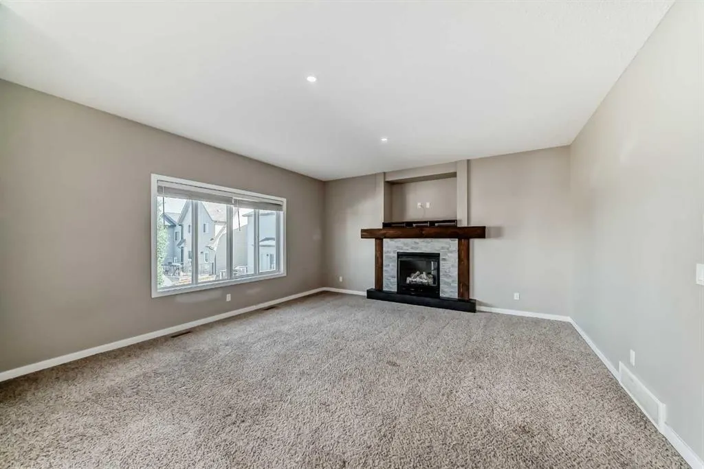144 REUNION Grove NW