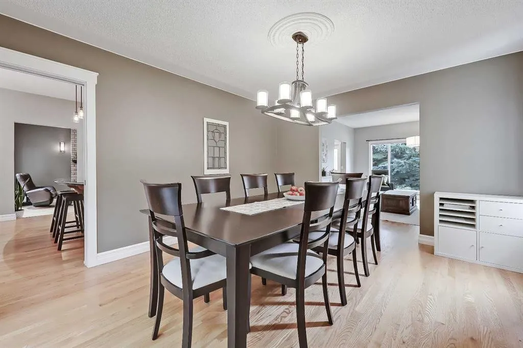 232 Scimitar Bay NW