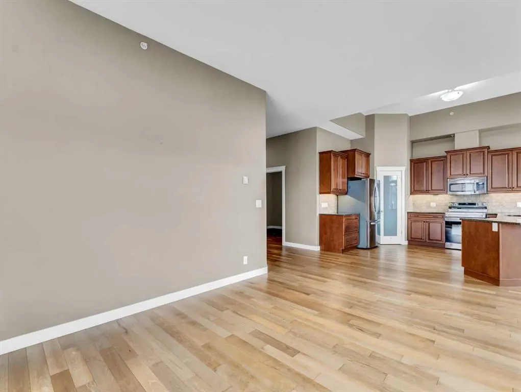 85 Terrace Drive NE, #404