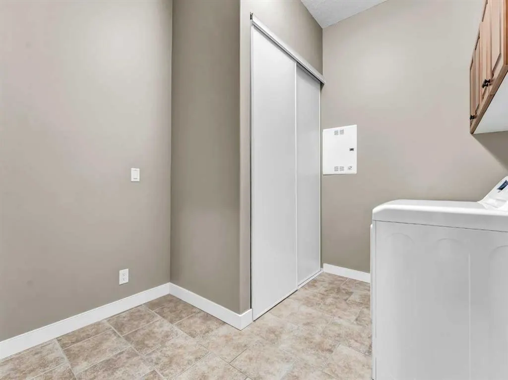 85 Terrace Drive NE, #404