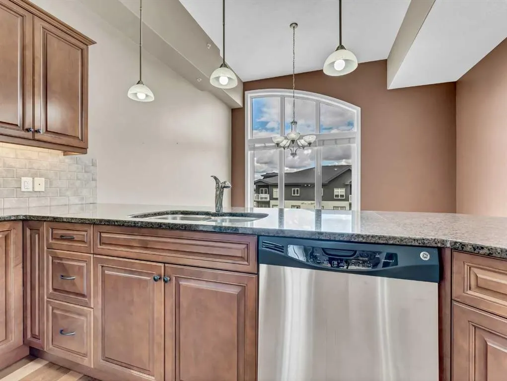 85 Terrace Drive NE, #404