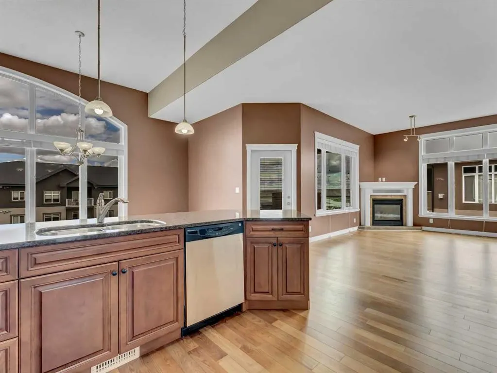 85 Terrace Drive NE, #404