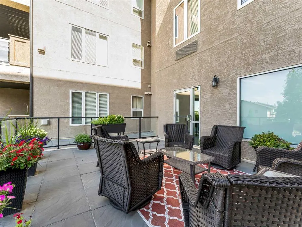 85 Terrace Drive NE, #404