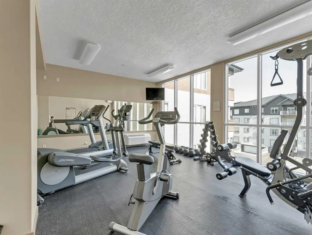85 Terrace Drive NE, #404