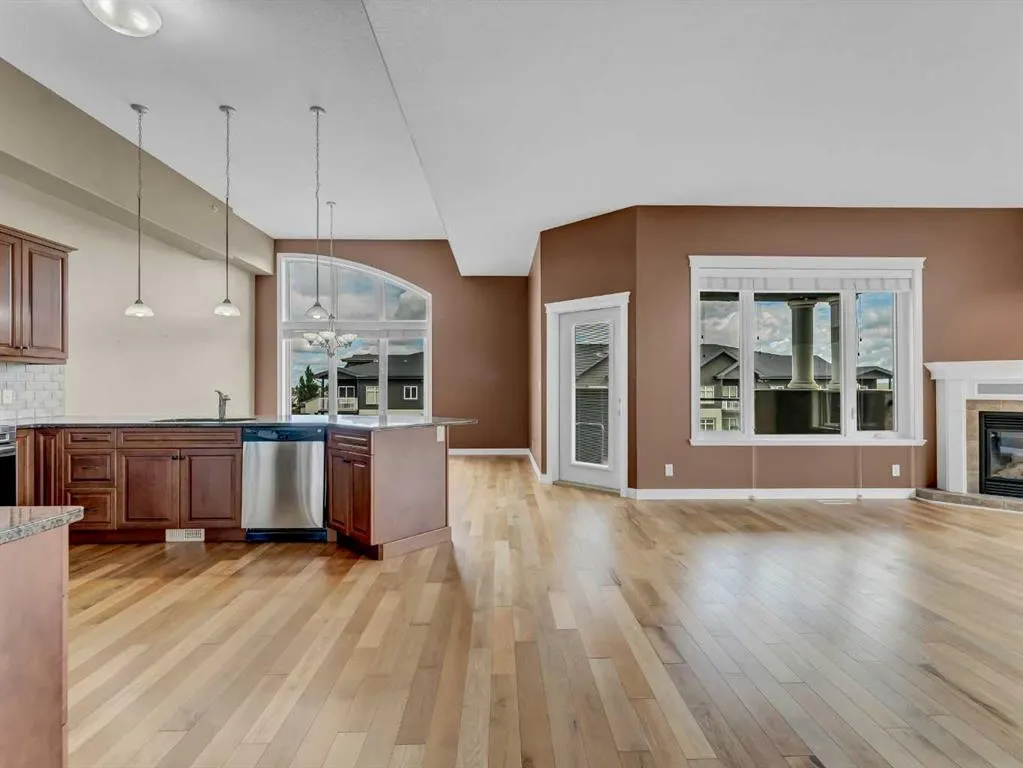 85 Terrace Drive NE, #404