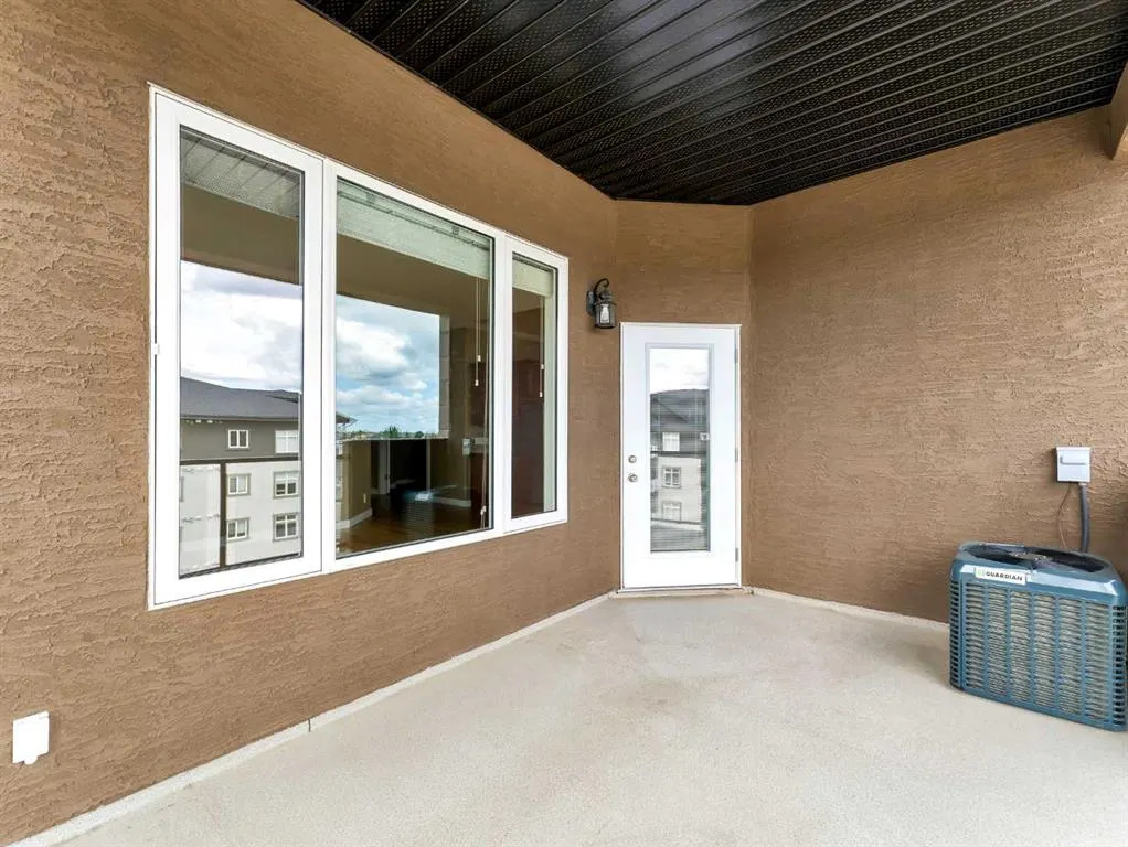 85 Terrace Drive NE, #404