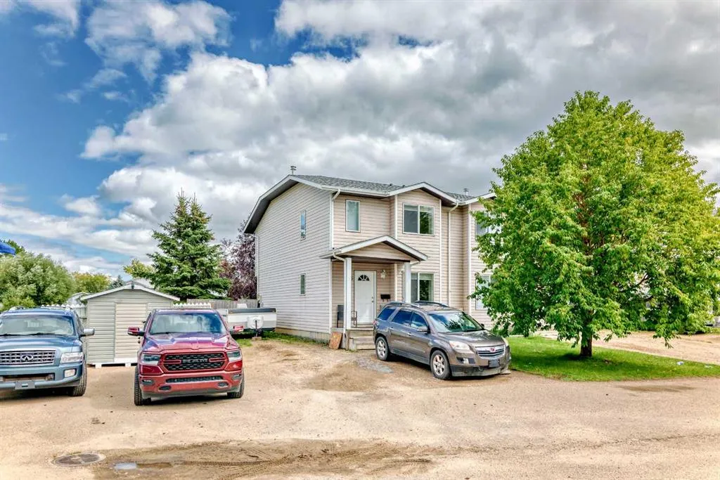25 Lakeview Close