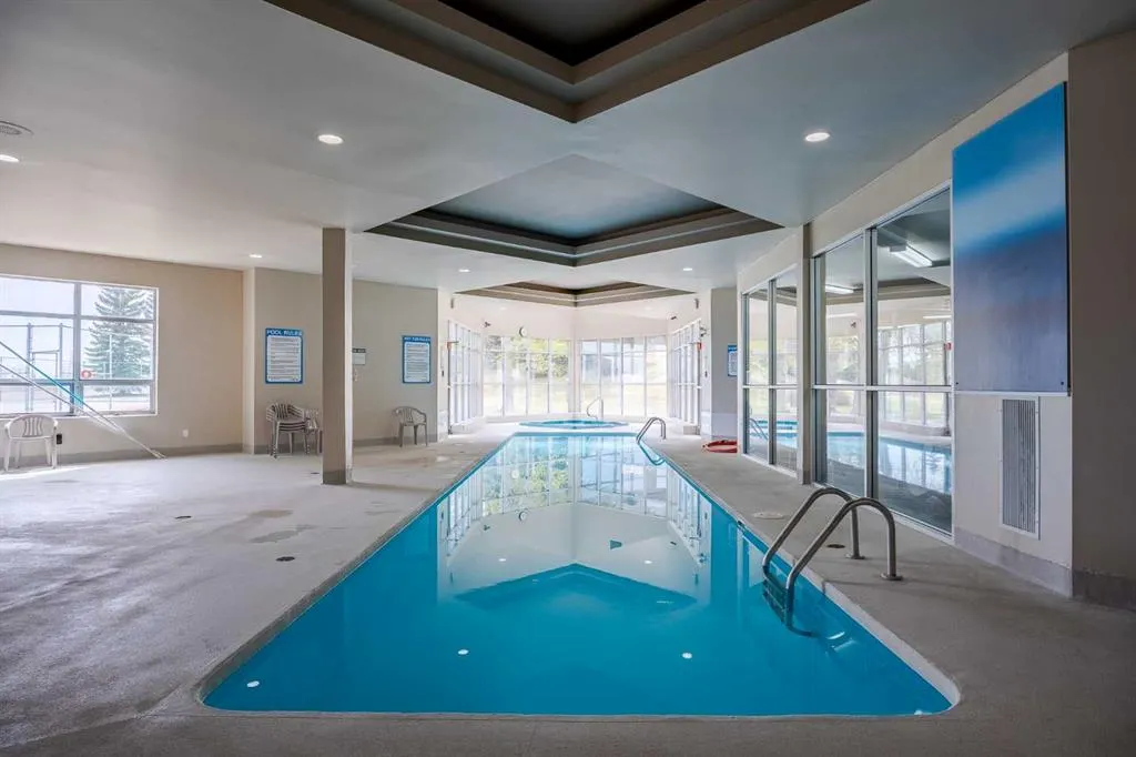 203 Village Terrace SW, #10