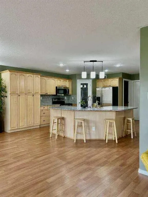 410 Canyon Boulevard W, #B