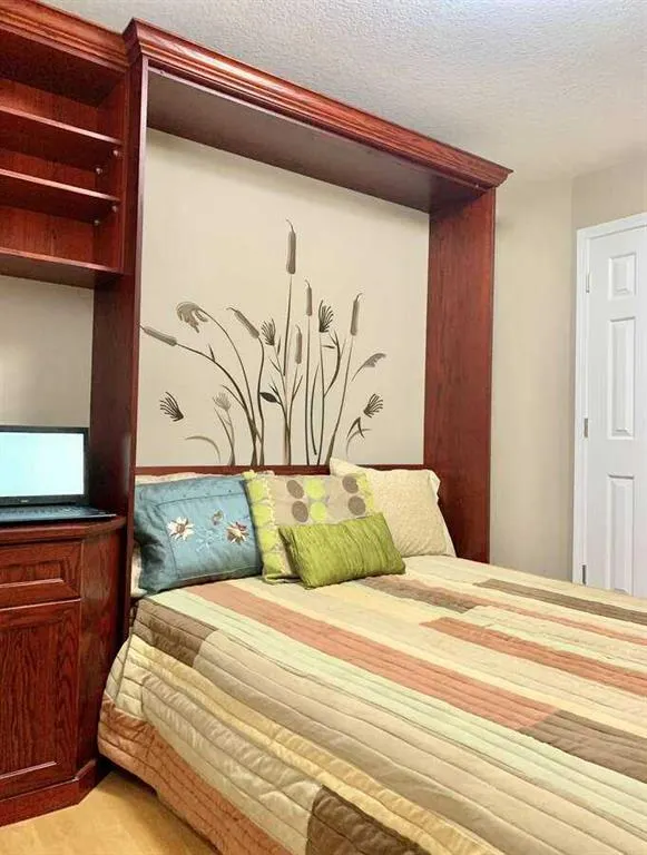 410 Canyon Boulevard W, #B