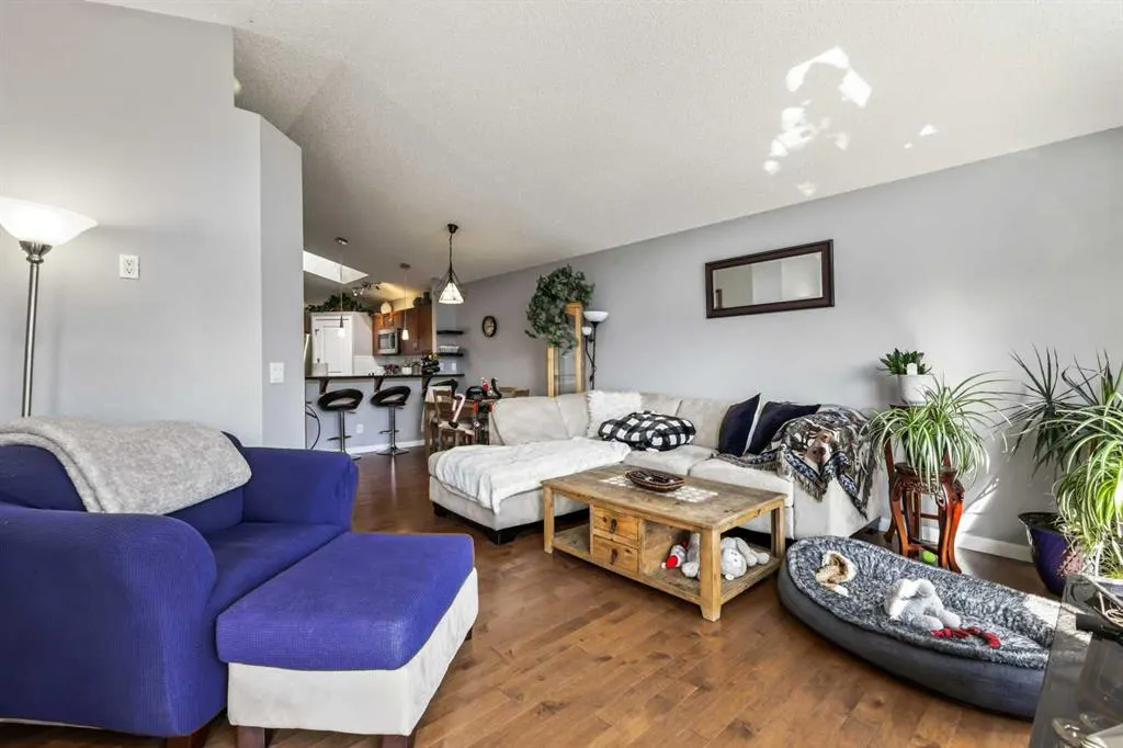 95 New Brighton Landing SE