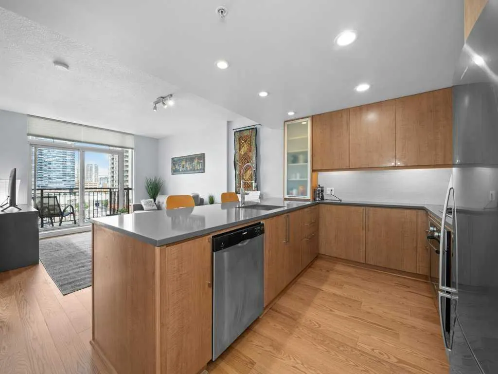 1118 12 Avenue SW, #603