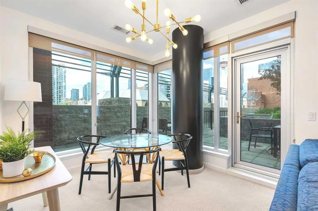 1320 1 Street SE, #206